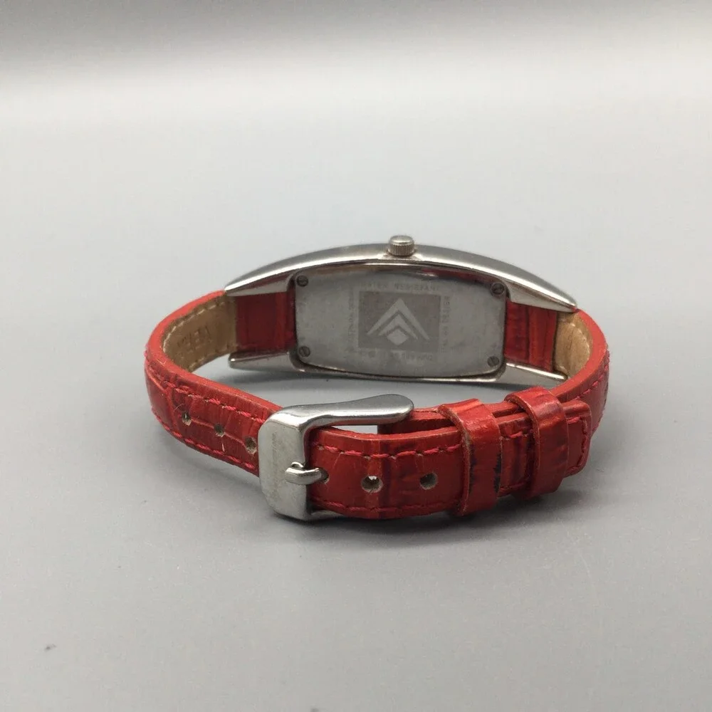 Silpada Designs Womens Watch 21mm White Dial Red Leather Tonneau New Battery